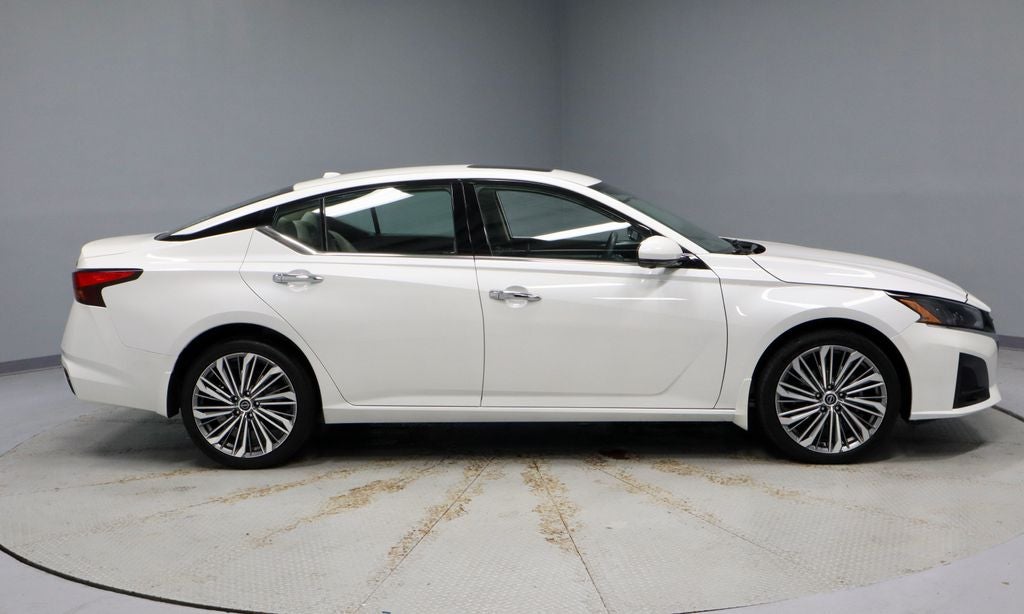 2024 Nissan Altima 2.5 SL