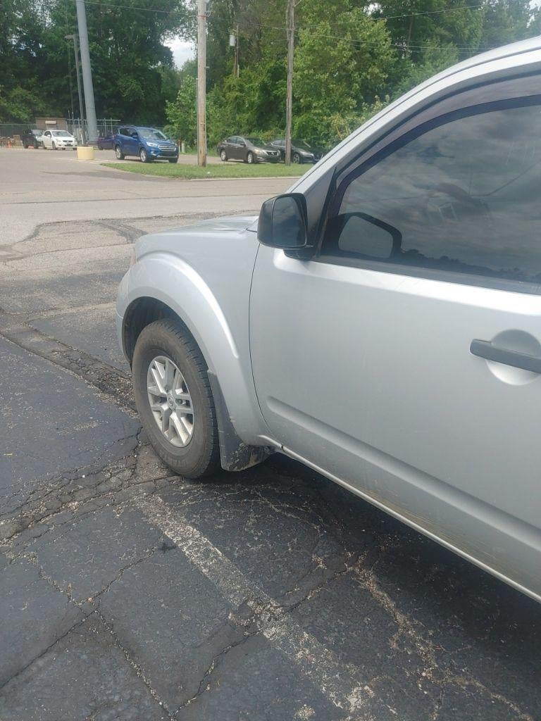2015 Nissan Frontier SV