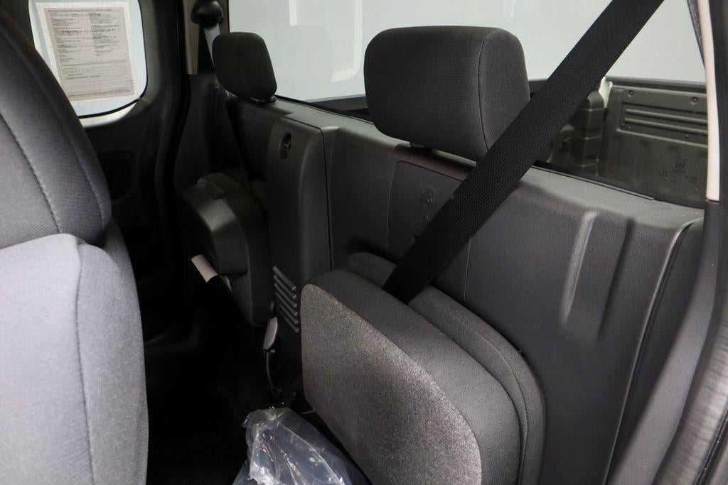 2025 Nissan Frontier S