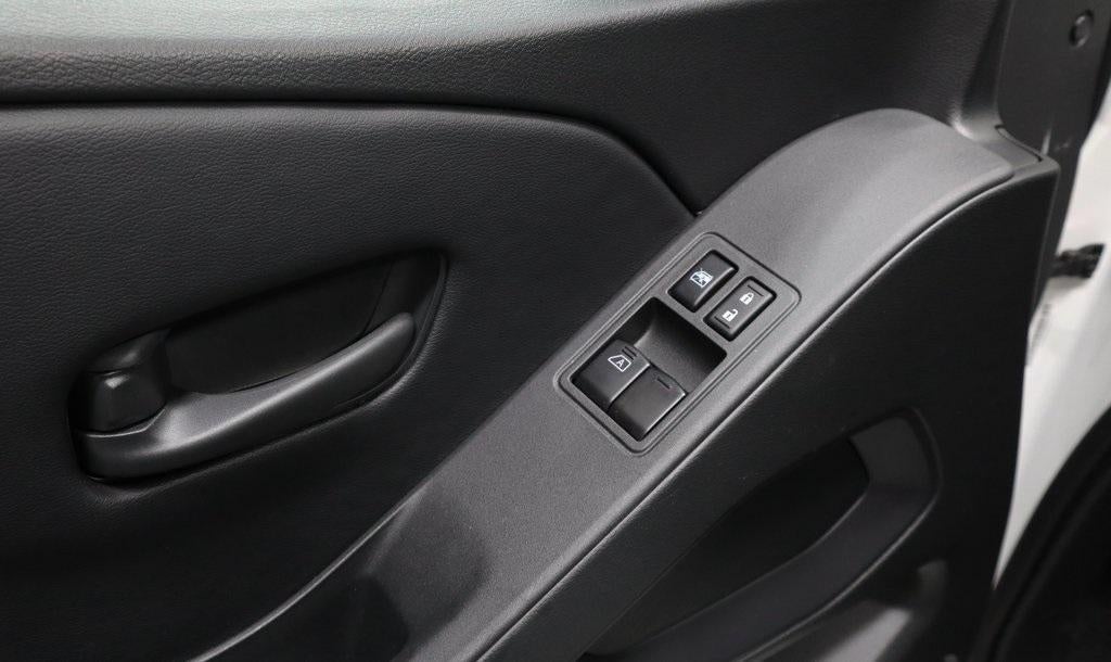 2025 Nissan Frontier S