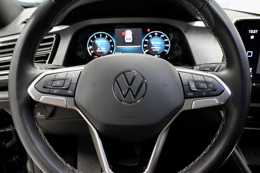 2025 Volkswagen Atlas Cross Sport 2.0T SE w/Technology