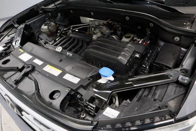 2021 Volkswagen Atlas Cross Sport 3.6L V6 SE w/Technology R-Line