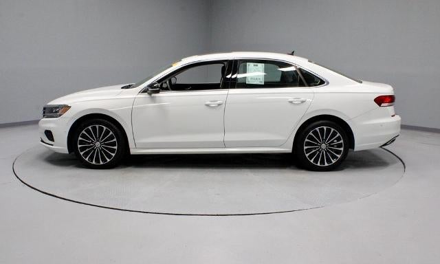 2022 Volkswagen Passat 2.0T Limited Edition