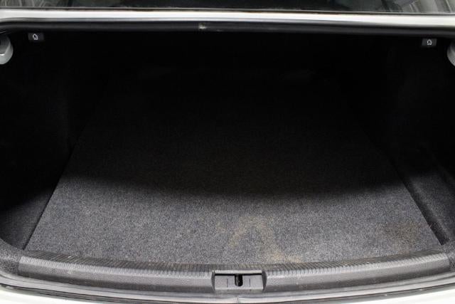 2022 Volkswagen Passat 2.0T Limited Edition