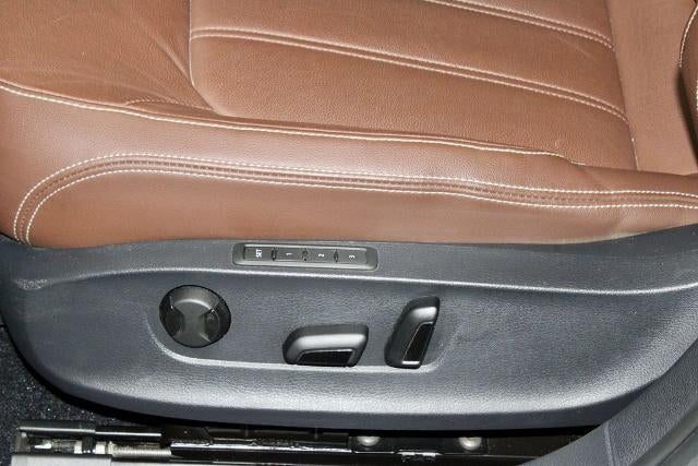 2022 Volkswagen Passat 2.0T Limited Edition