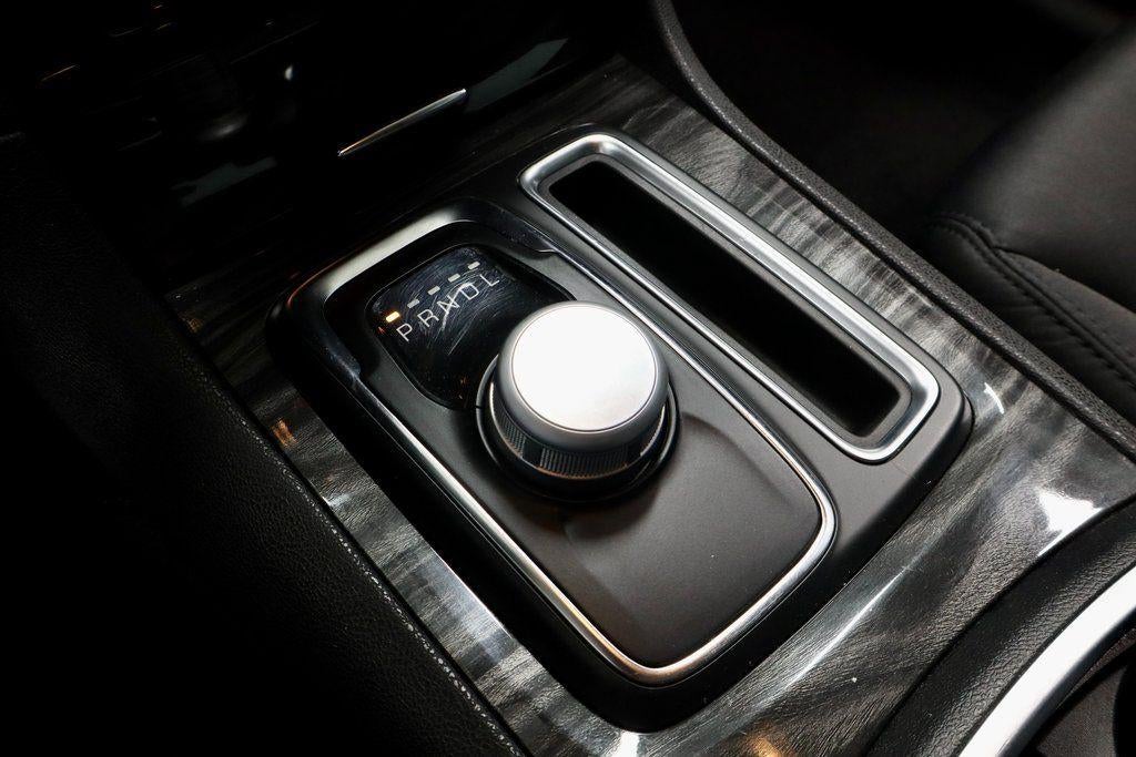 2022 Chrysler 300 Touring