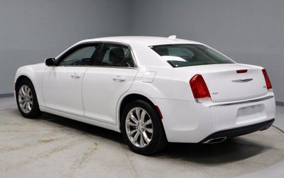 2022 Chrysler 300 Touring
