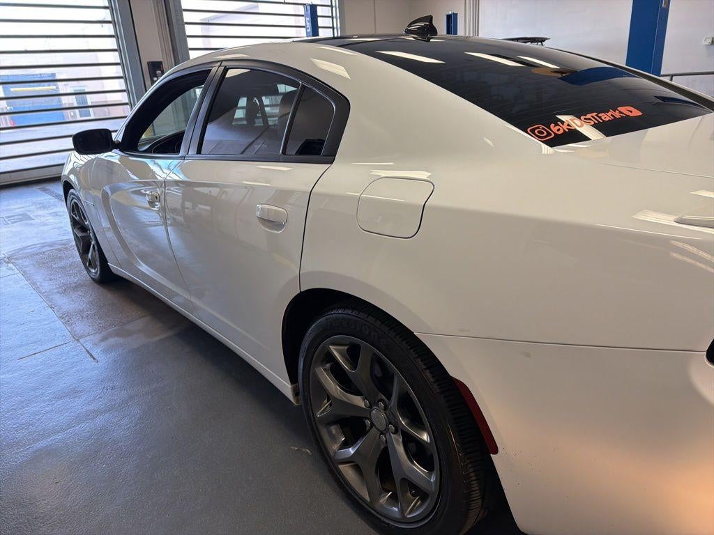 2016 Dodge Charger SXT