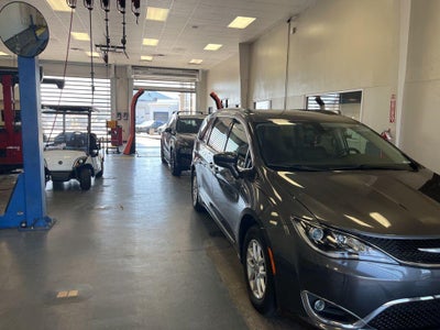 2020 Chrysler Pacifica Touring L
