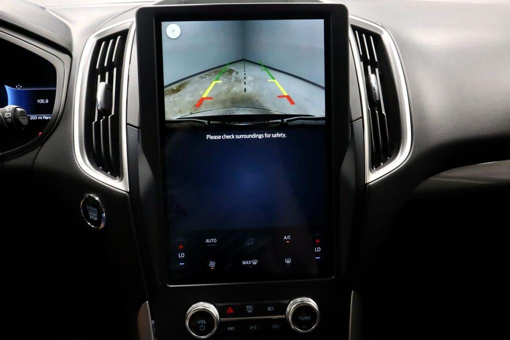 2023 Ford Edge SE