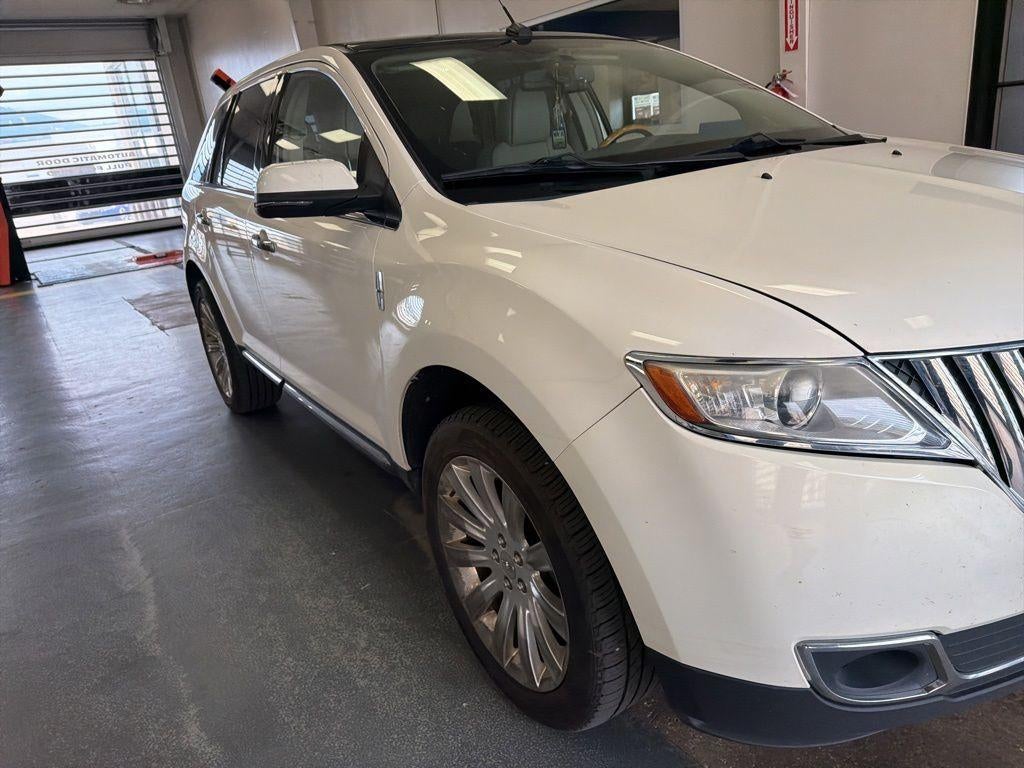 2012 Lincoln MKX Base