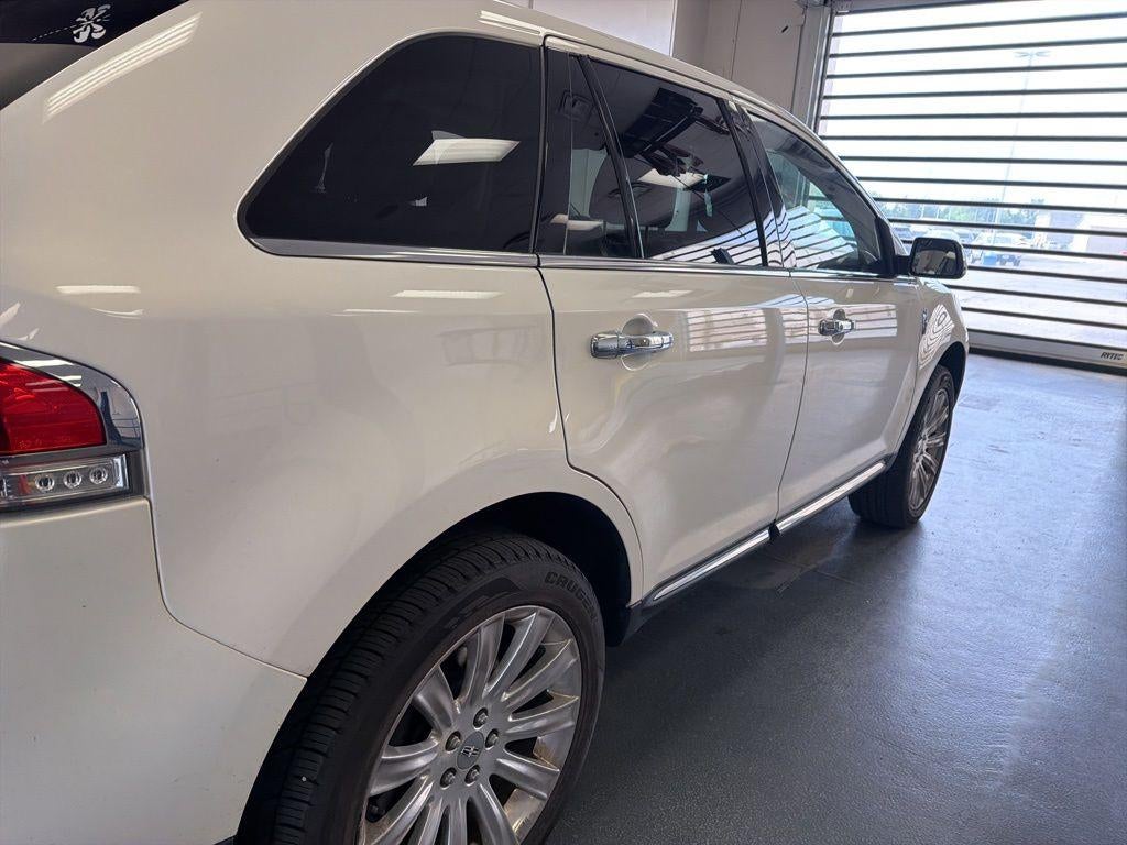 2012 Lincoln MKX Base