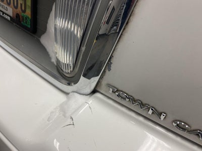 2011 Lincoln Town Car Signature