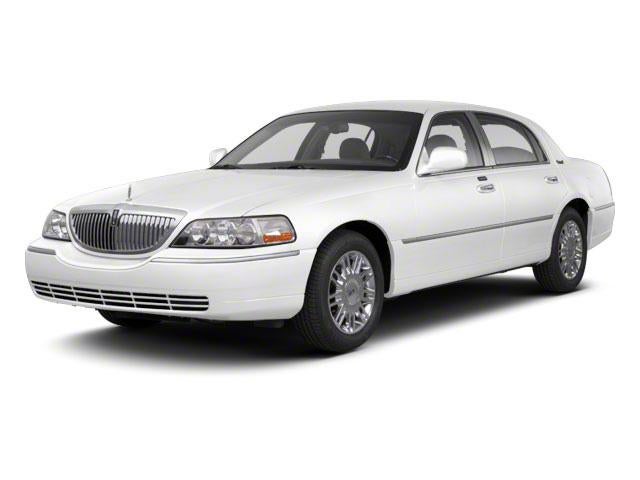 2011 Lincoln Town Car Signature