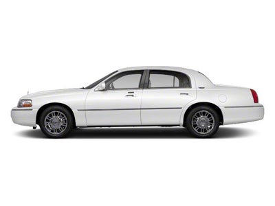 2011 Lincoln Town Car Signature