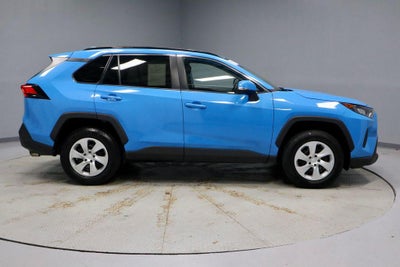 2021 Toyota RAV4 LE
