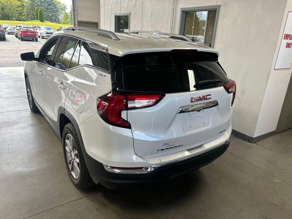 2023 GMC Terrain SLT