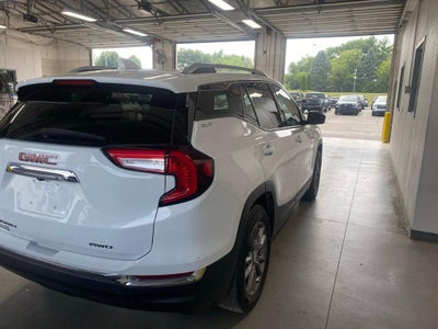 2024 GMC Terrain SLT
