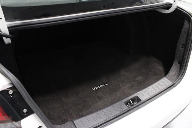 2024 Nissan Versa 1.6 SV