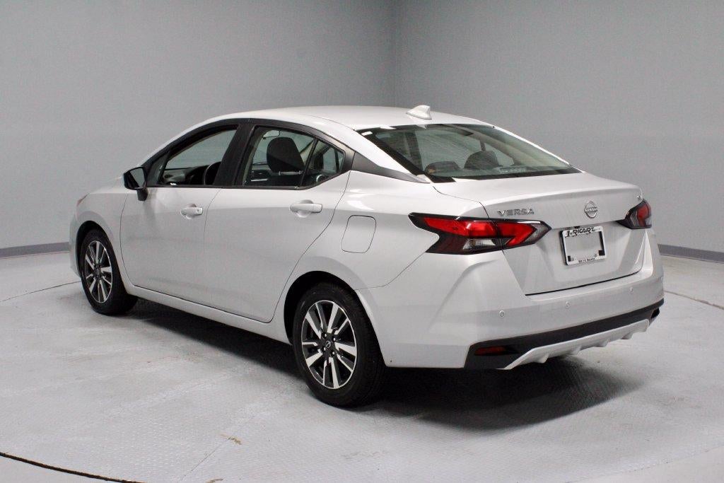 2024 Nissan Versa 1.6 SV