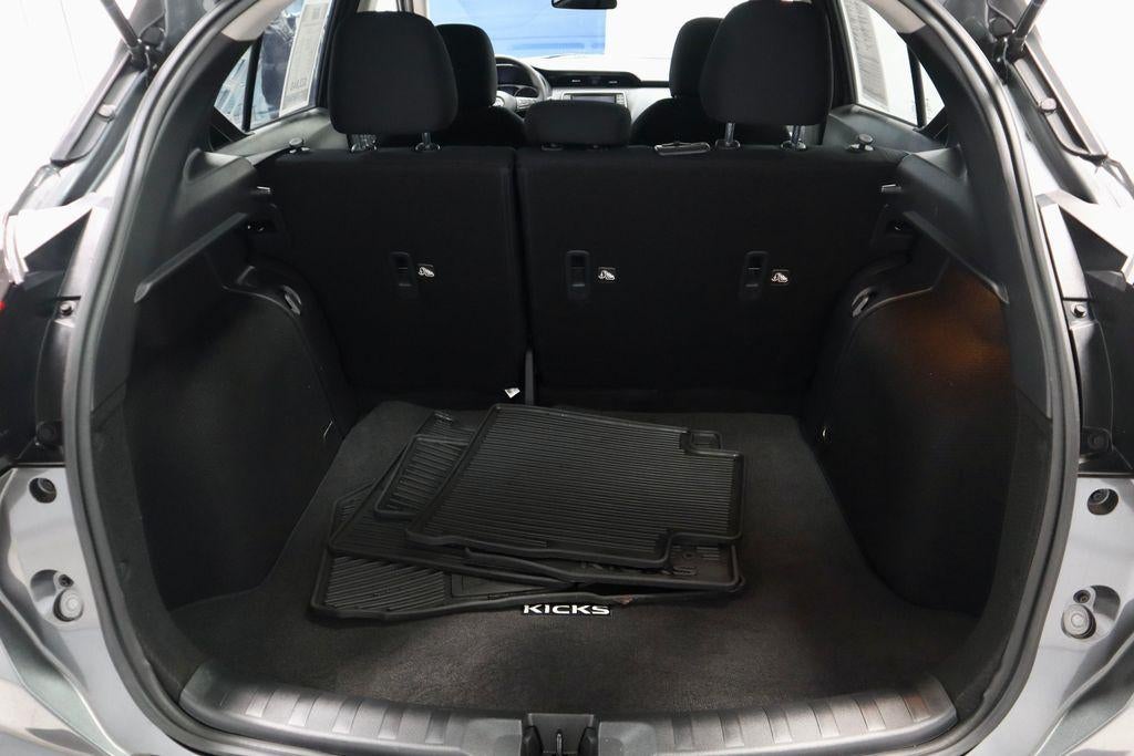 2025 Nissan Kicks Play S