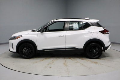 2024 Nissan Kicks SR