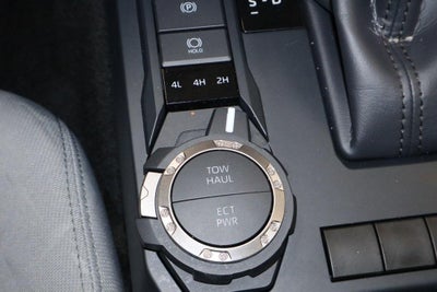 2025 Toyota Tacoma 4WD SR5