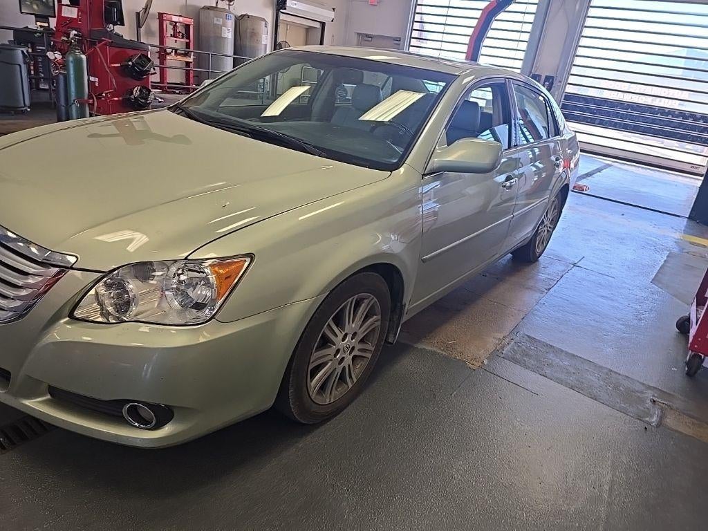 2008 Toyota Avalon XLS