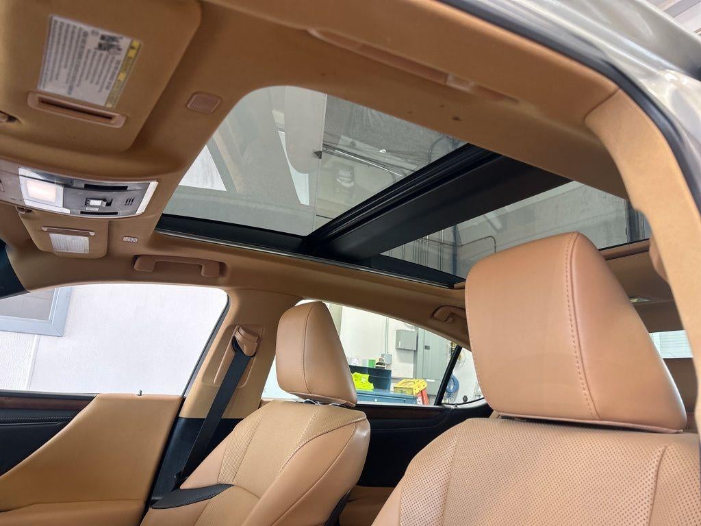 2022 Lexus ES 350 350