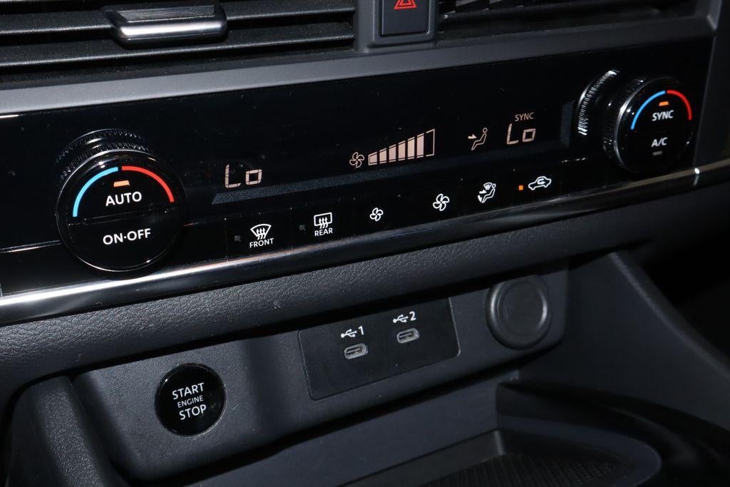 2025 Nissan Rogue SV