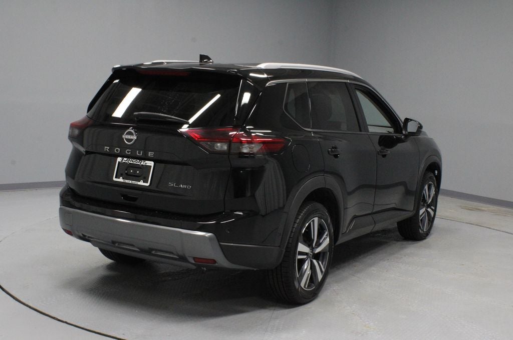 2024 Nissan Rogue SL