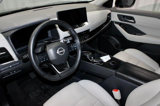 2025 Nissan Rogue SL