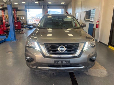 2020 Nissan Pathfinder Platinum