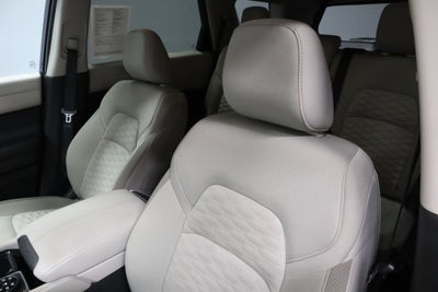 2023 Nissan Pathfinder SV