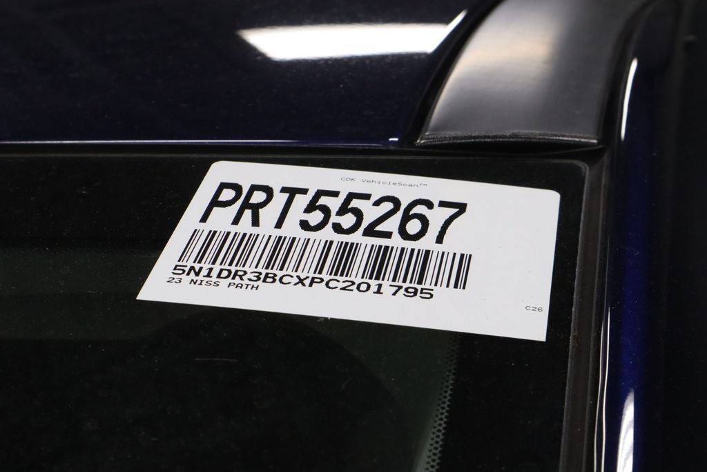2023 Nissan Pathfinder SV