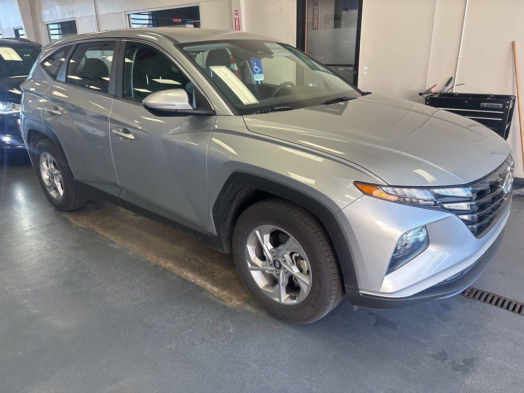 2022 Hyundai TUCSON SE