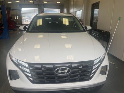 2023 Hyundai TUCSON SE