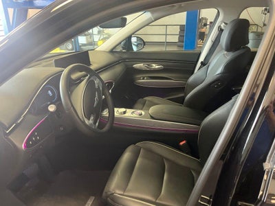 2024 Genesis GV70 2.5T Advanced