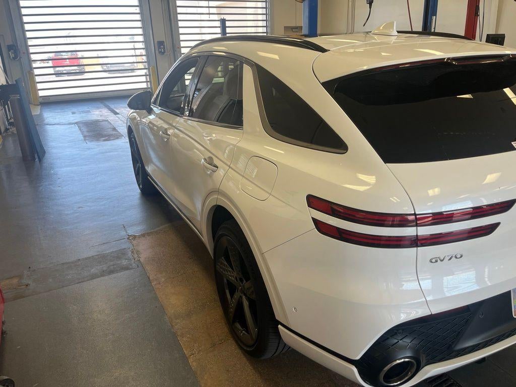 2025 Genesis GV70 3.5T Sport