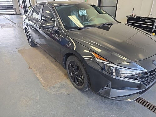 2021 Hyundai ELANTRA SEL