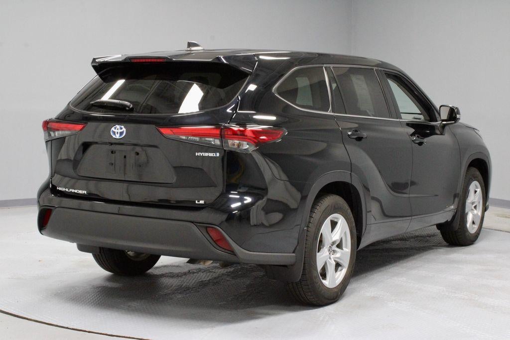 2022 Toyota Highlander LE