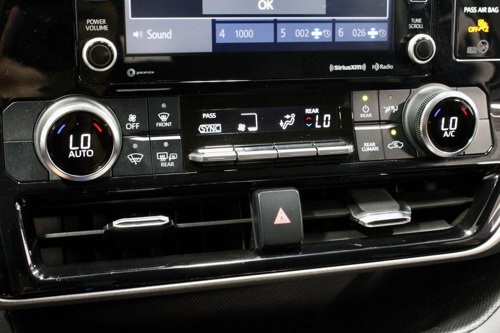 2022 Toyota Highlander LE
