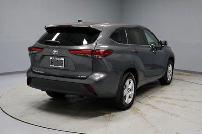 2022 Toyota Highlander LE