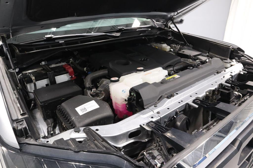 2024 Toyota Tundra 4WD SR5