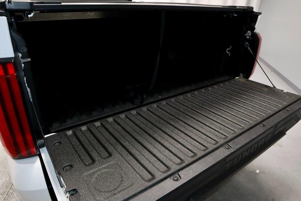 2023 Toyota Tundra 4WD SR5