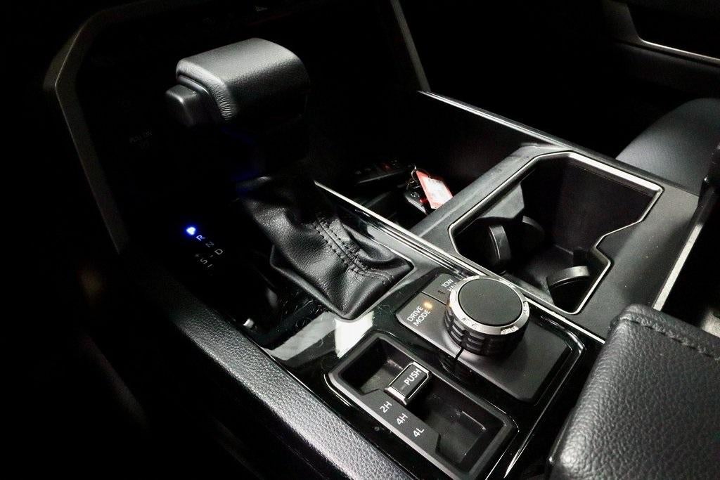 2023 Toyota Tundra 4WD SR5