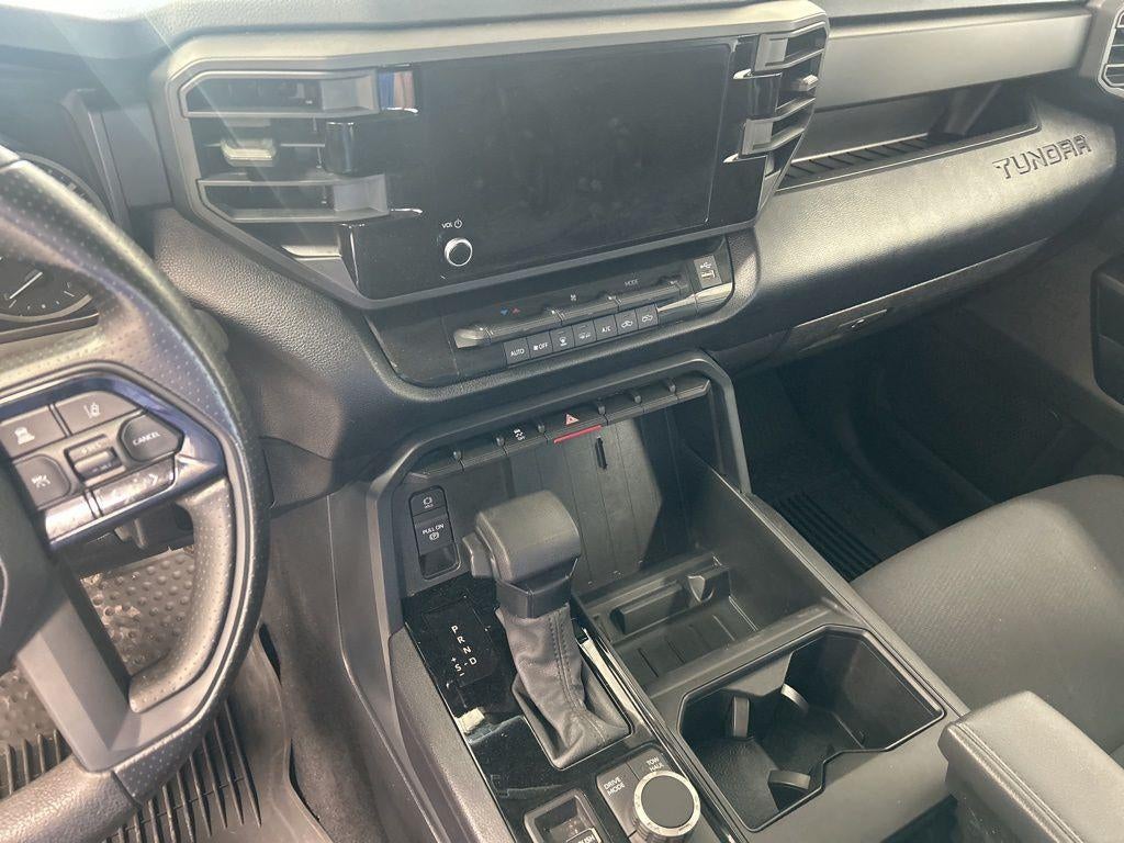 2024 Toyota Tundra 4WD SR5