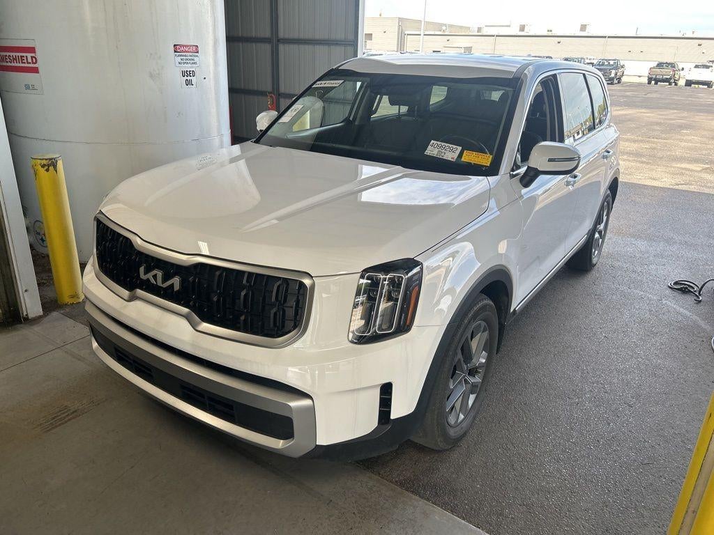2023 Kia Telluride LX