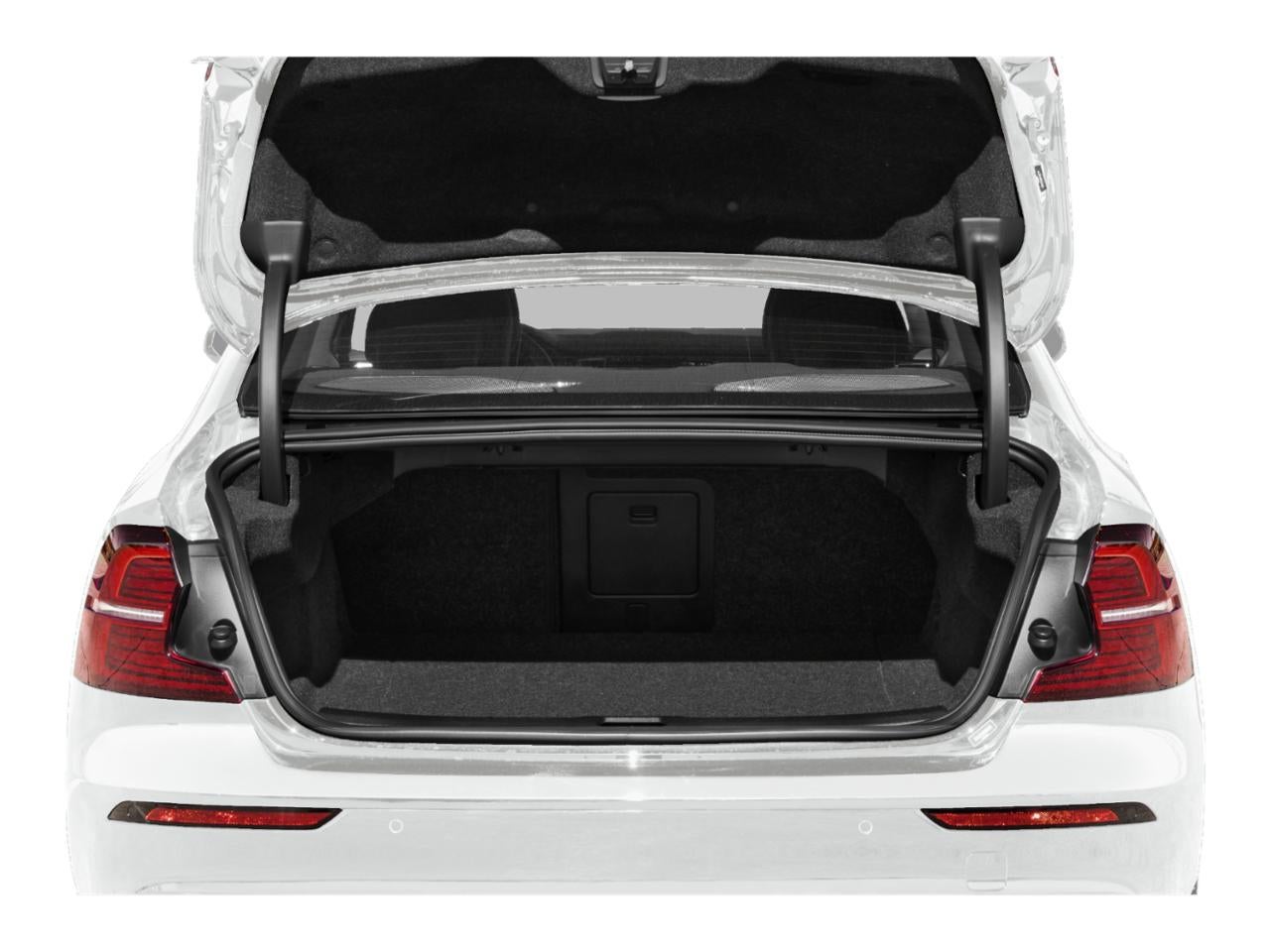 2024 Volvo S60 B5 Core Dark Theme