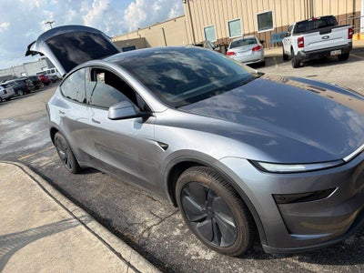 2026 Tesla Model Y Base